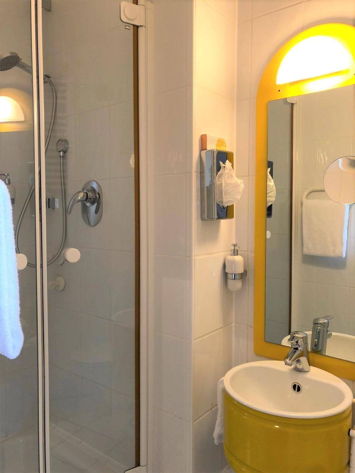 Hotel Gude كاسيل المظهر الخارجي الصورة